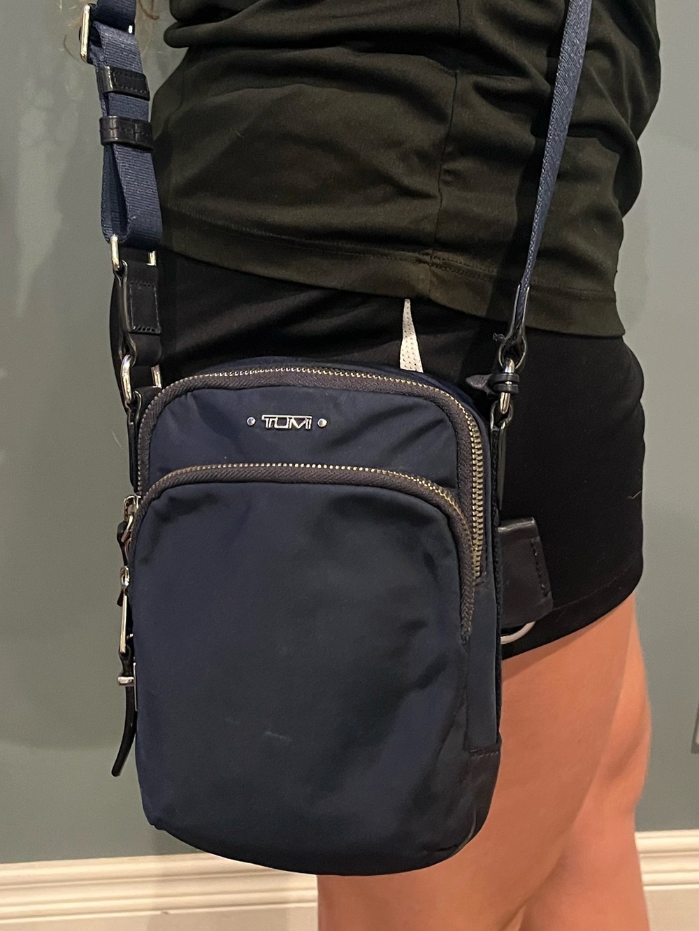 Tumi Voyageur Ruma Crossbody Bag-Travel Organizer - Picture 13 of 17